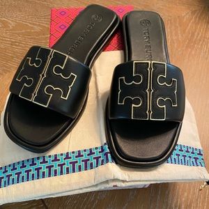 Tory Burch size 8 leather slide sandals